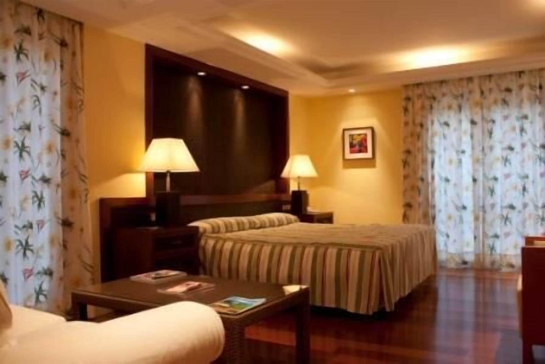 Hotel Mr Les Rotes เดเนีย ภายนอก รูปภาพ